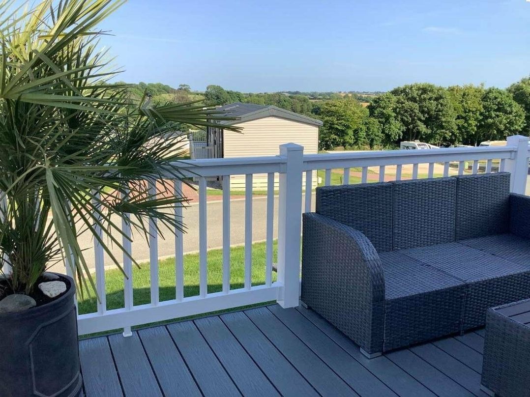 Meadow Lakes Holiday Park - Holiday Accommodation 15527