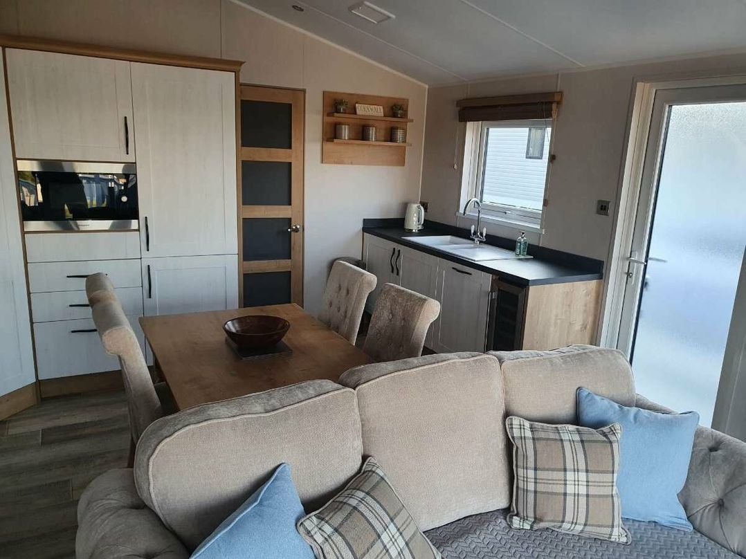 Meadow Lakes Holiday Park - Holiday Accommodation 15527