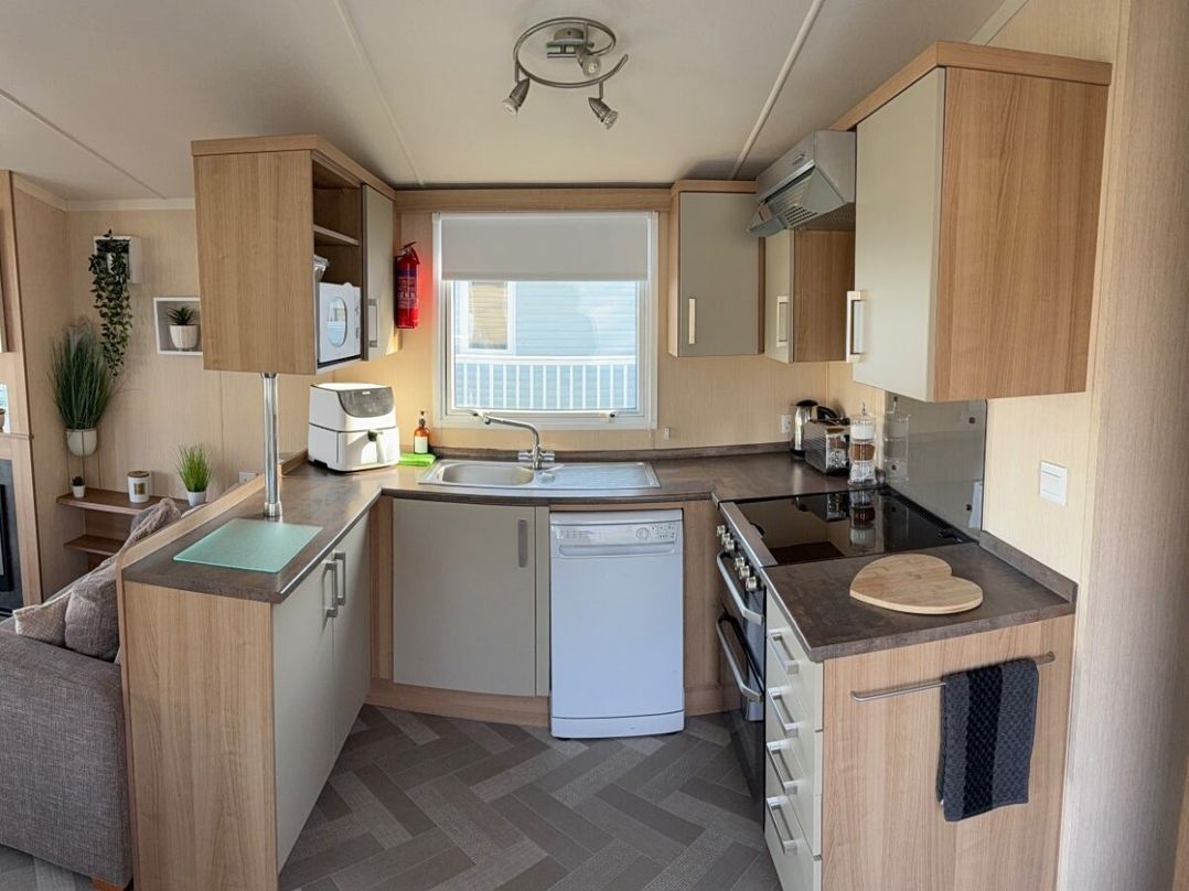 Marton Mere Holiday Village - Holiday Accommodation 15602