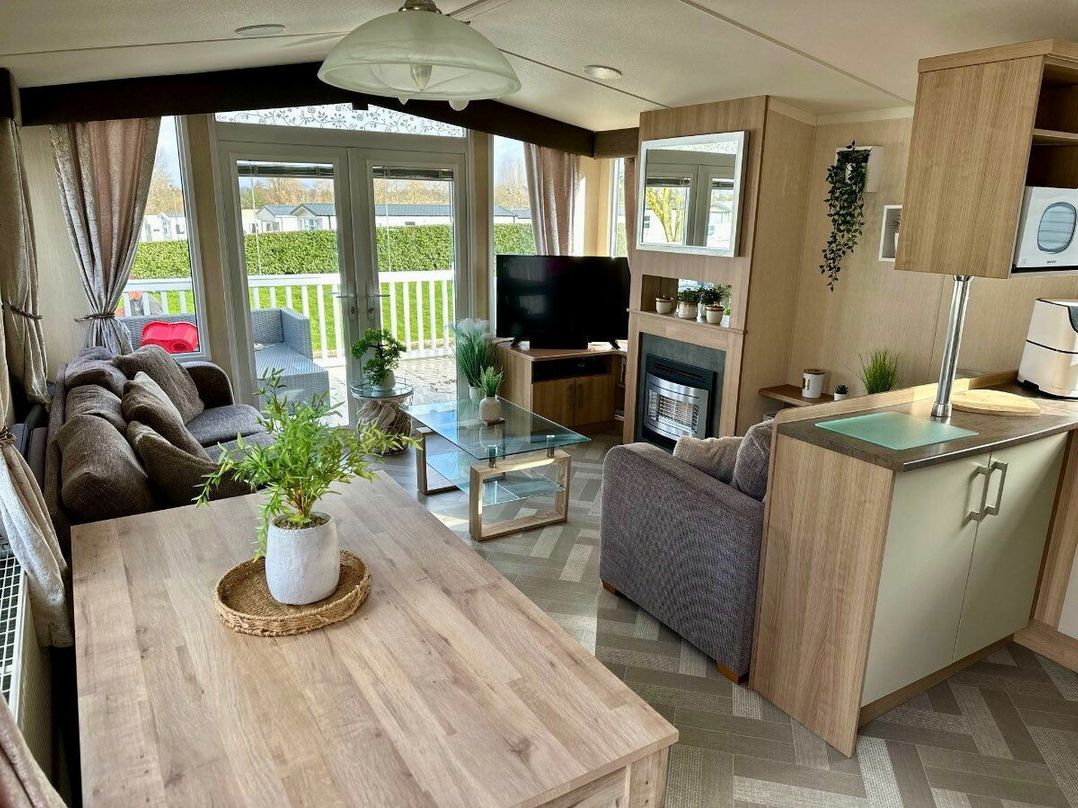 Marton Mere Holiday Village - Holiday Accommodation 15602