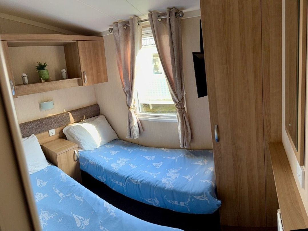 Marton Mere Holiday Village - Holiday Accommodation 15602