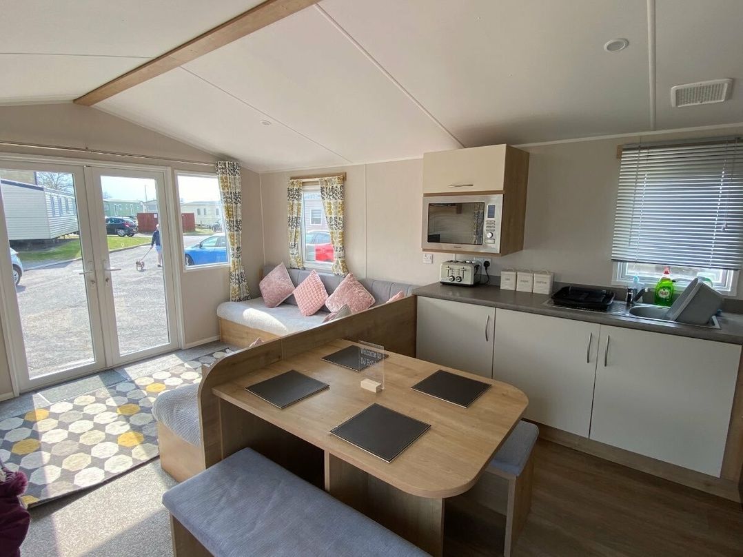 Trecco Bay - Holiday Accommodation 15908