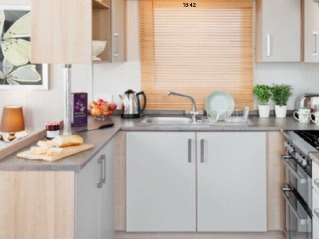 Hopton Holiday Village - Holiday Accommodation 1593