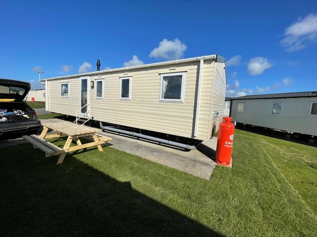 Trecco Bay - Holiday Accommodation 15950