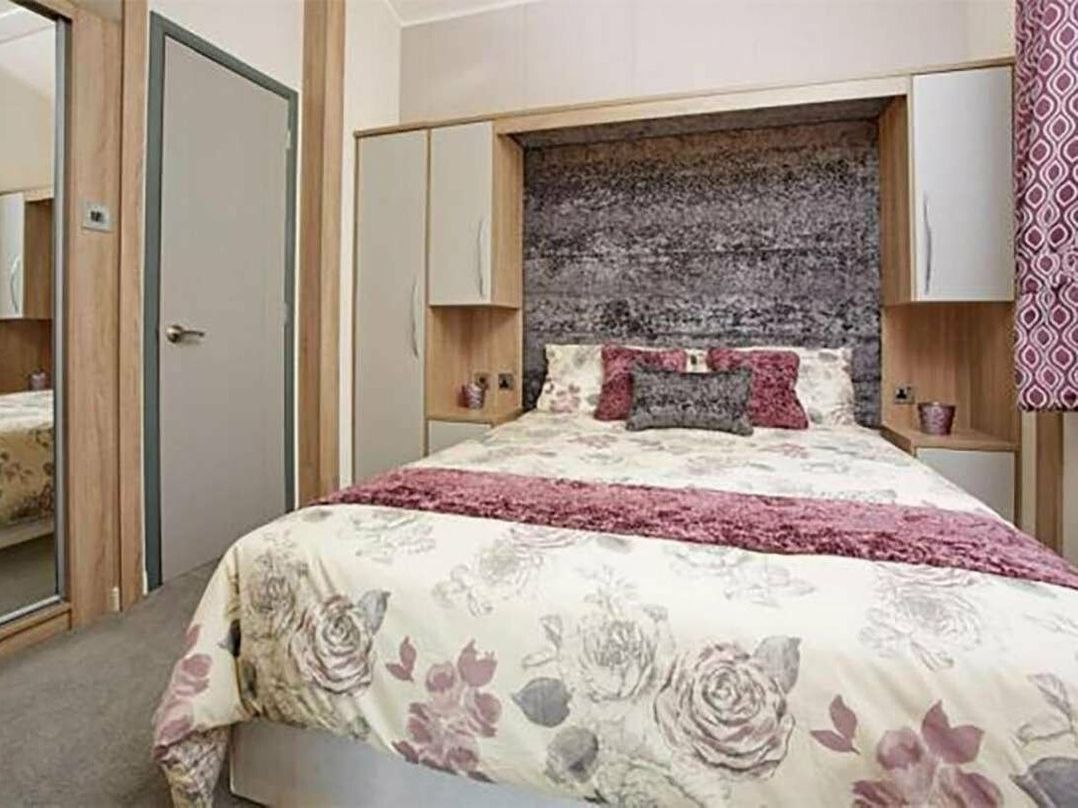 Hoburne Bashley - Holiday Accommodation 16013