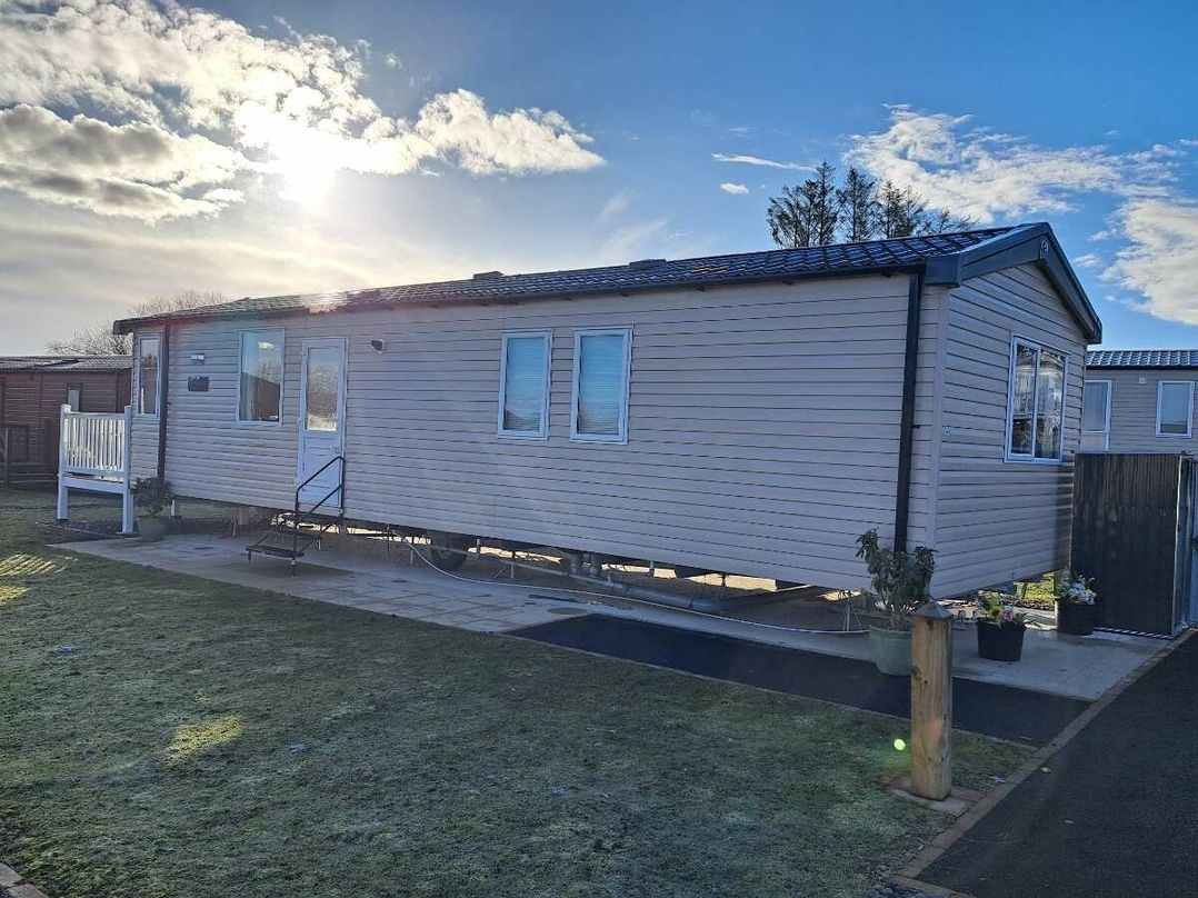 Hafan y Mor Haven - Holiday Accommodation 16015