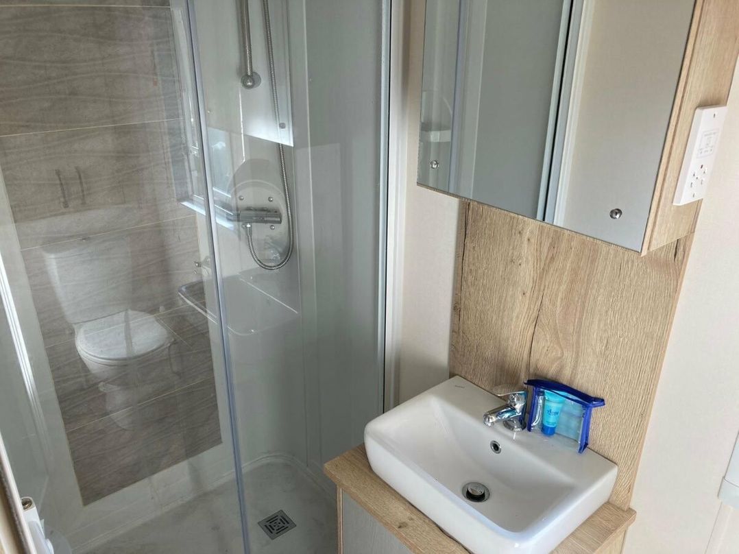 Kingfisher Caravan Park - Holiday Accommodation 16020