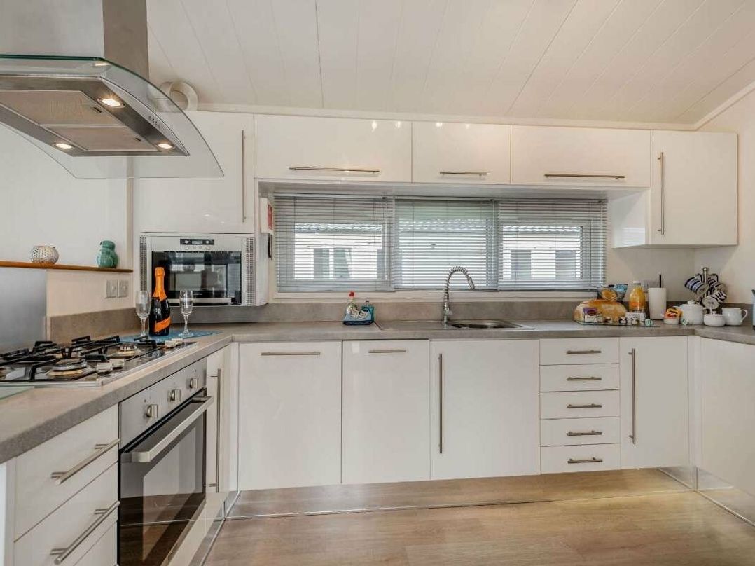 Rockley Park - Holiday Accommodation 16060