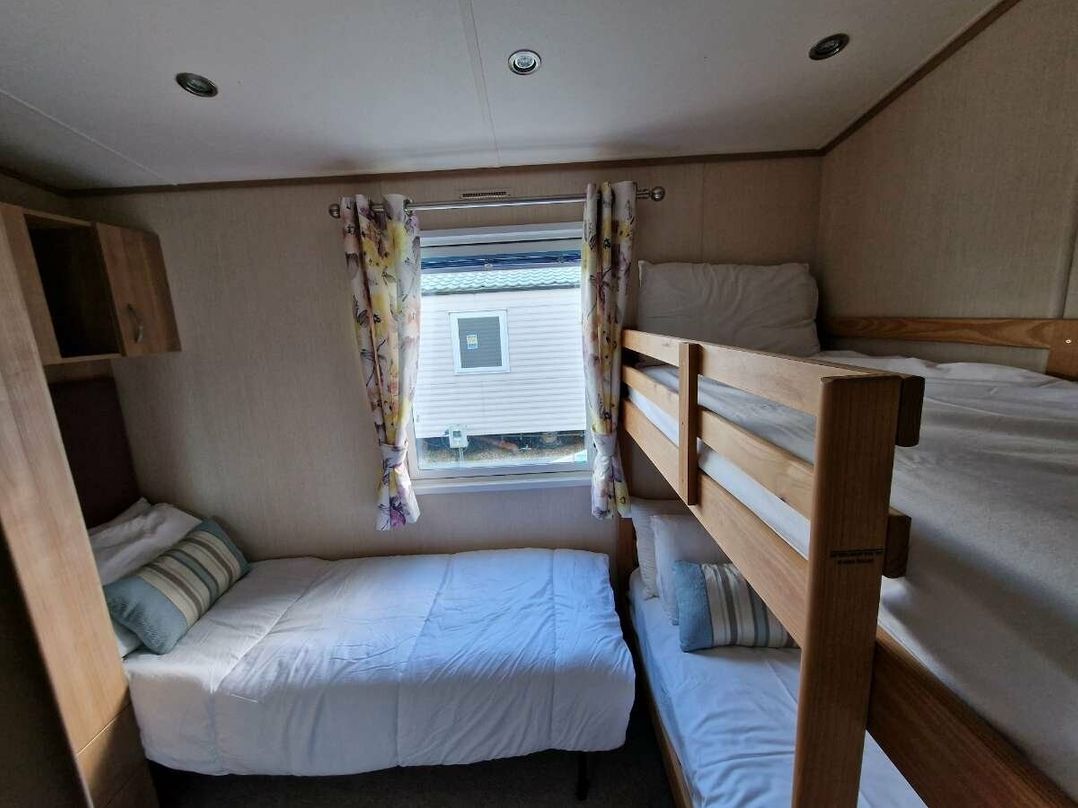 Golden Palm Resort - Holiday Accommodation 16069