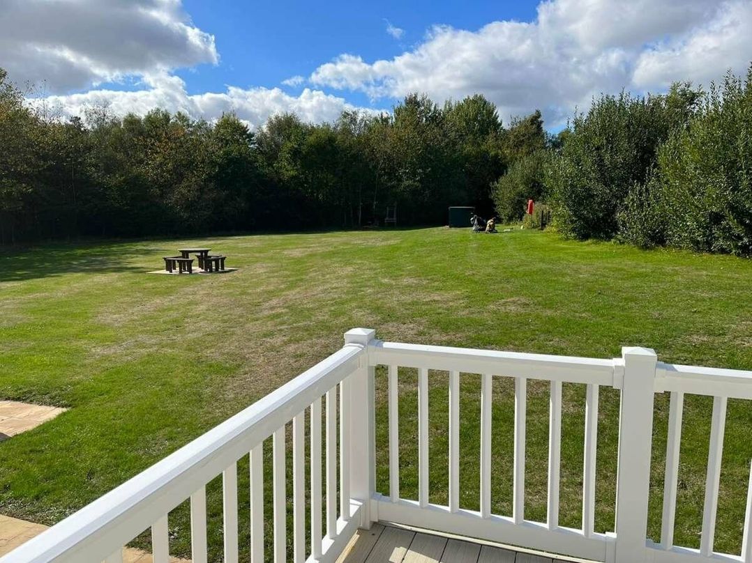 Hopton Holiday Village - Holiday Accommodation 16076