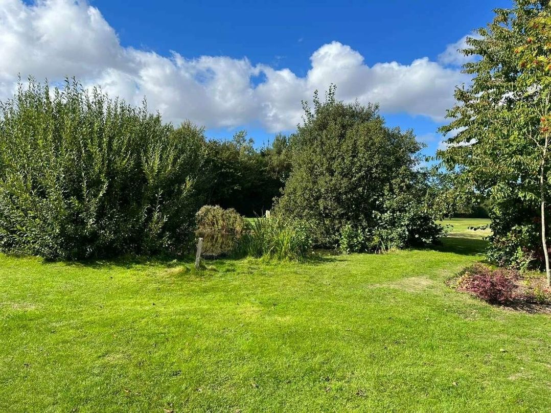 Hopton Holiday Village - Holiday Accommodation 16076