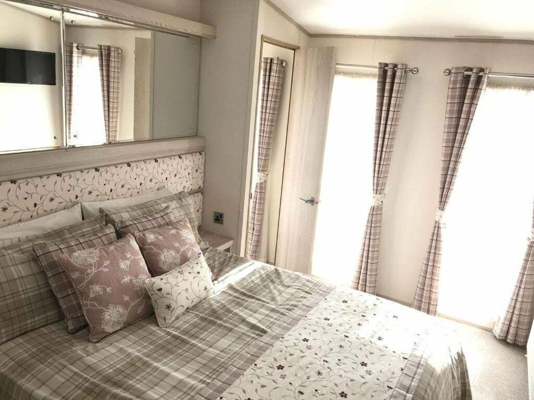 Hoburne Bashley - Holiday Accommodation 16084