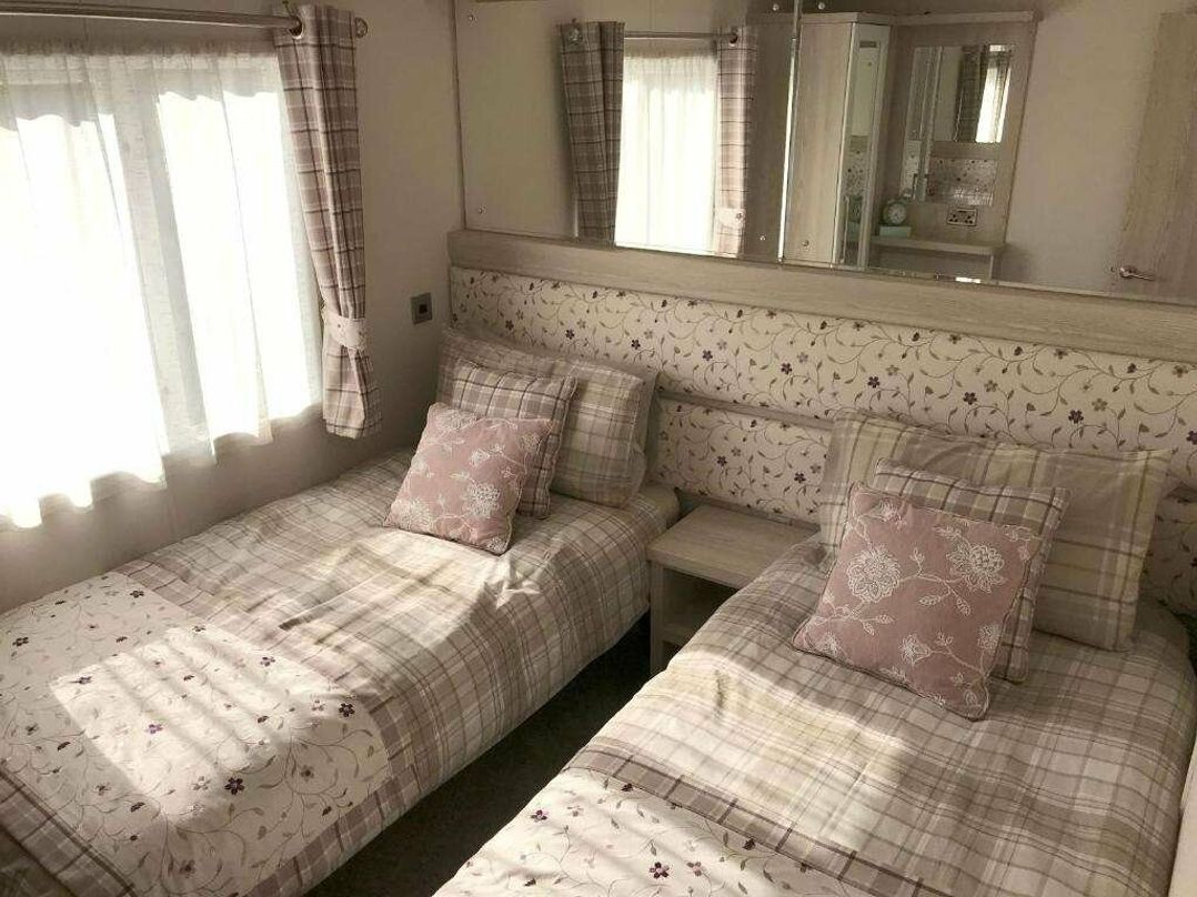 Hoburne Bashley - Holiday Accommodation 16084