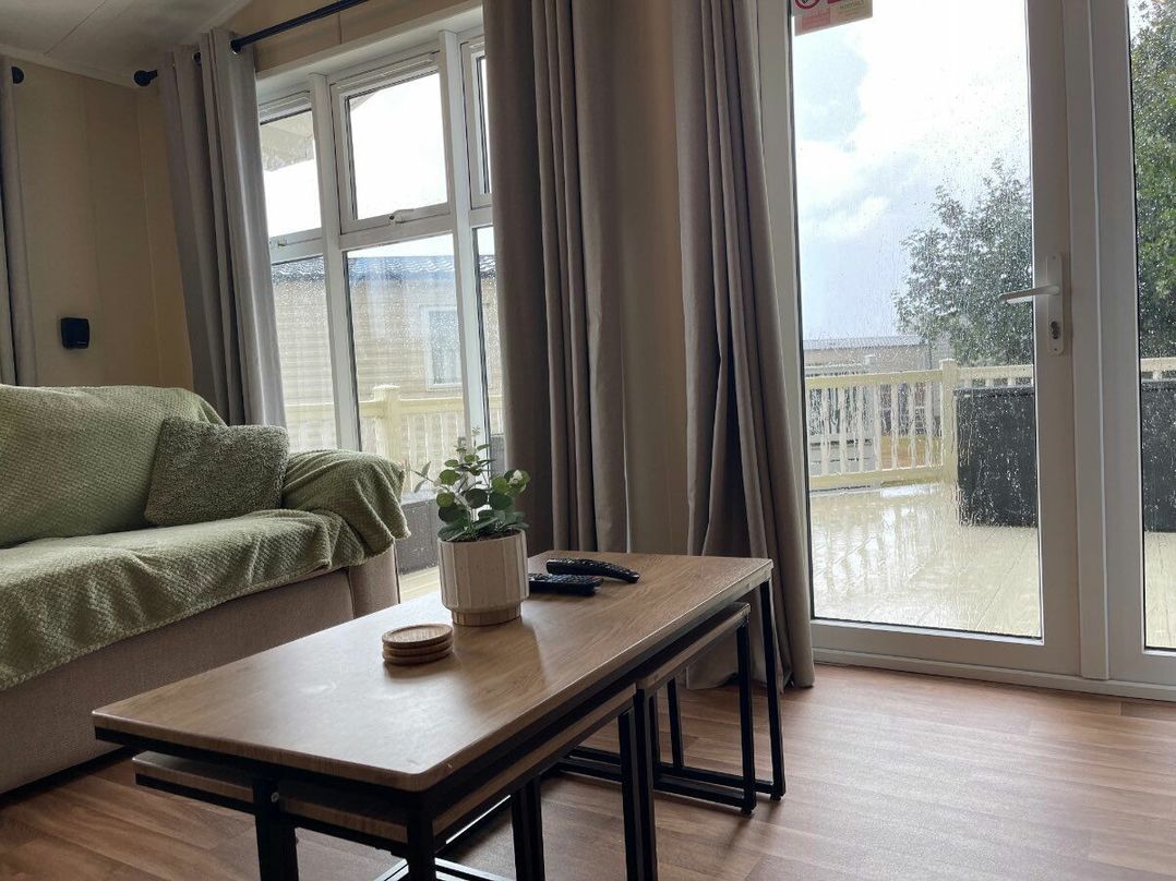 Trecco Bay - Holiday Accommodation 16124