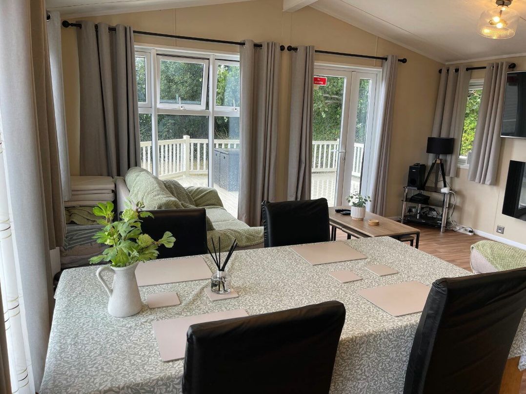 Trecco Bay - Holiday Accommodation 16124