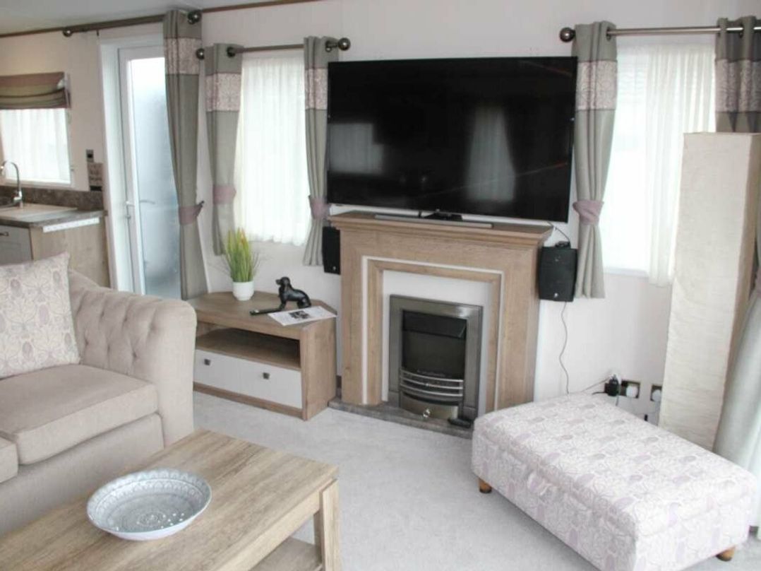 Whitecliff Bay Holiday Park - Holiday Accommodation 16182