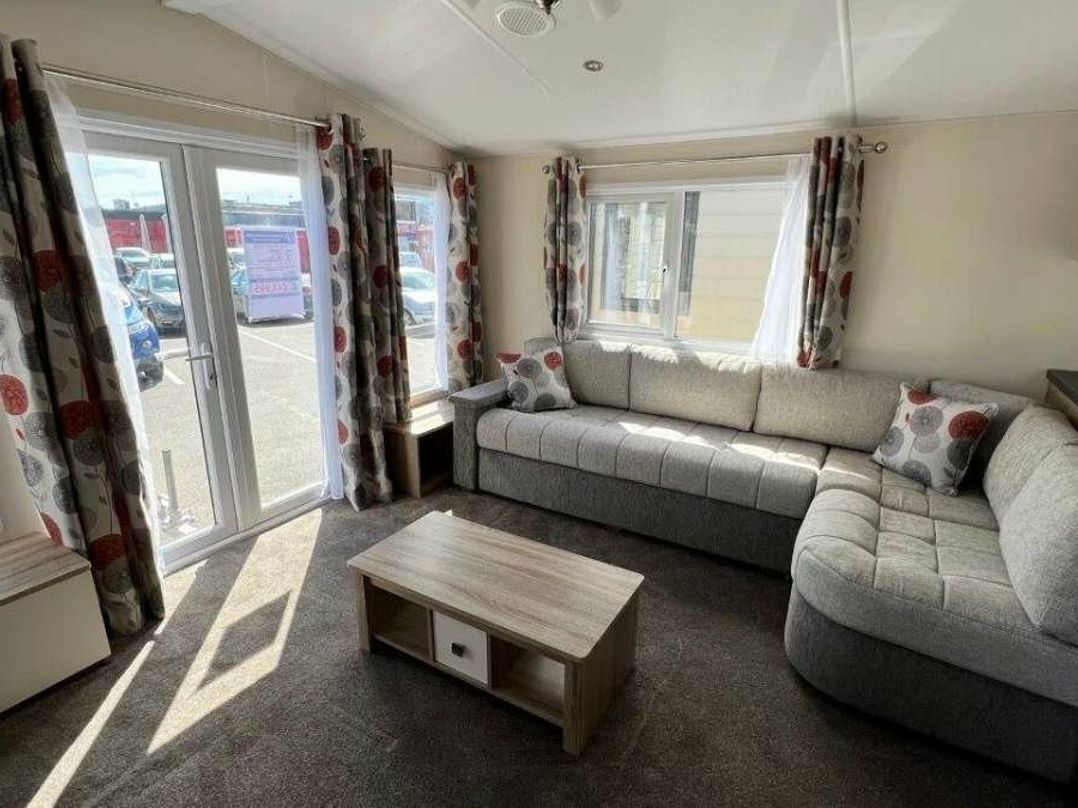 Golden Palm Resort - Holiday Accommodation 16189