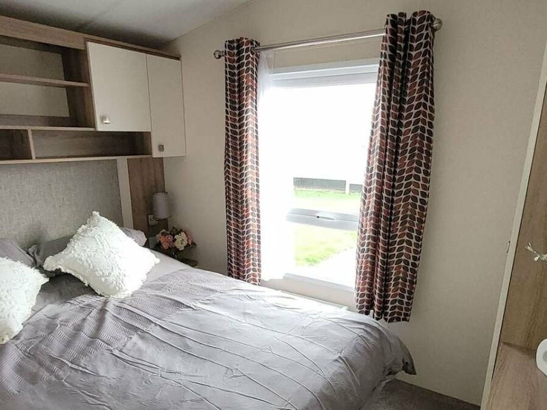 Golden Palm Resort - Holiday Accommodation 16189