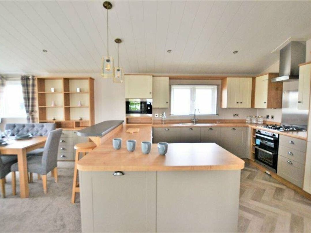 Regent Bay Holiday Park - Holiday Accommodation 16266