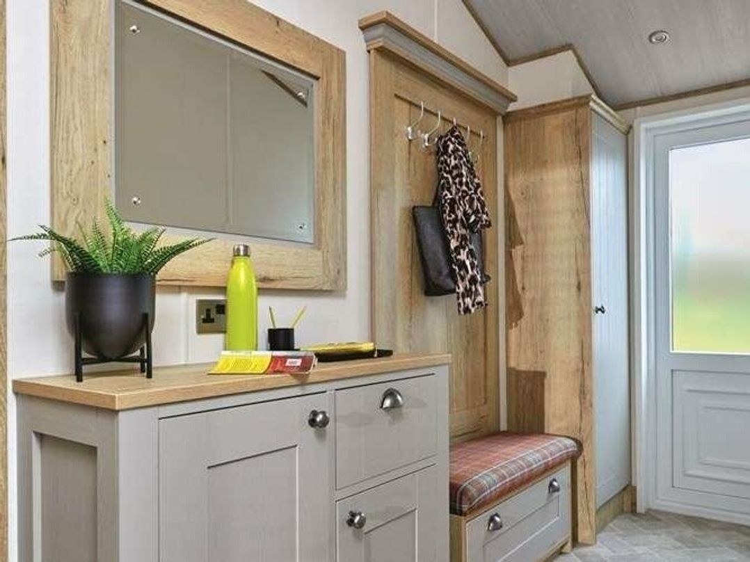 Hoburne Naish - Holiday Accommodation 16298