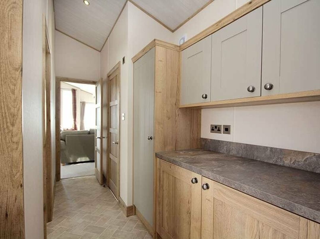 Hoburne Naish - Holiday Accommodation 16298