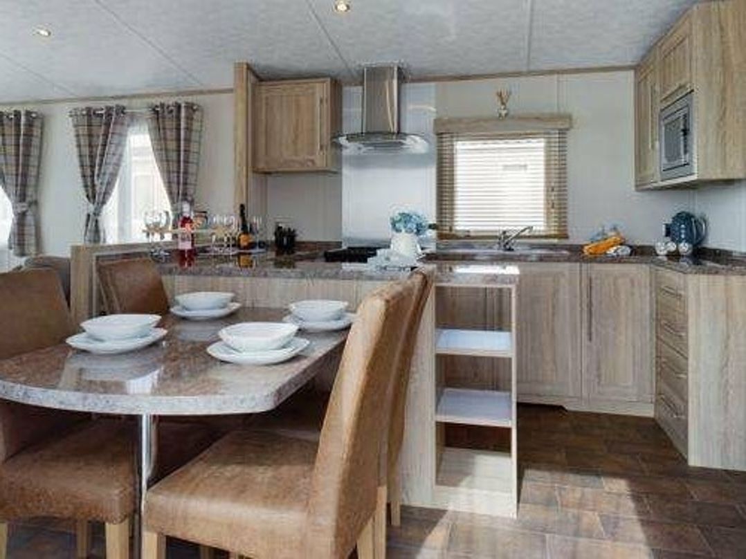 Tattershall Lakes Country Park - Holiday Accommodation 16408