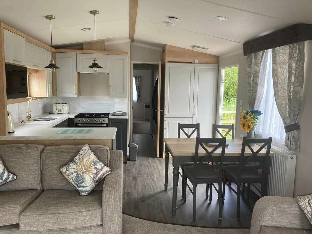 Pendine Sands - Holiday Accommodation 16486