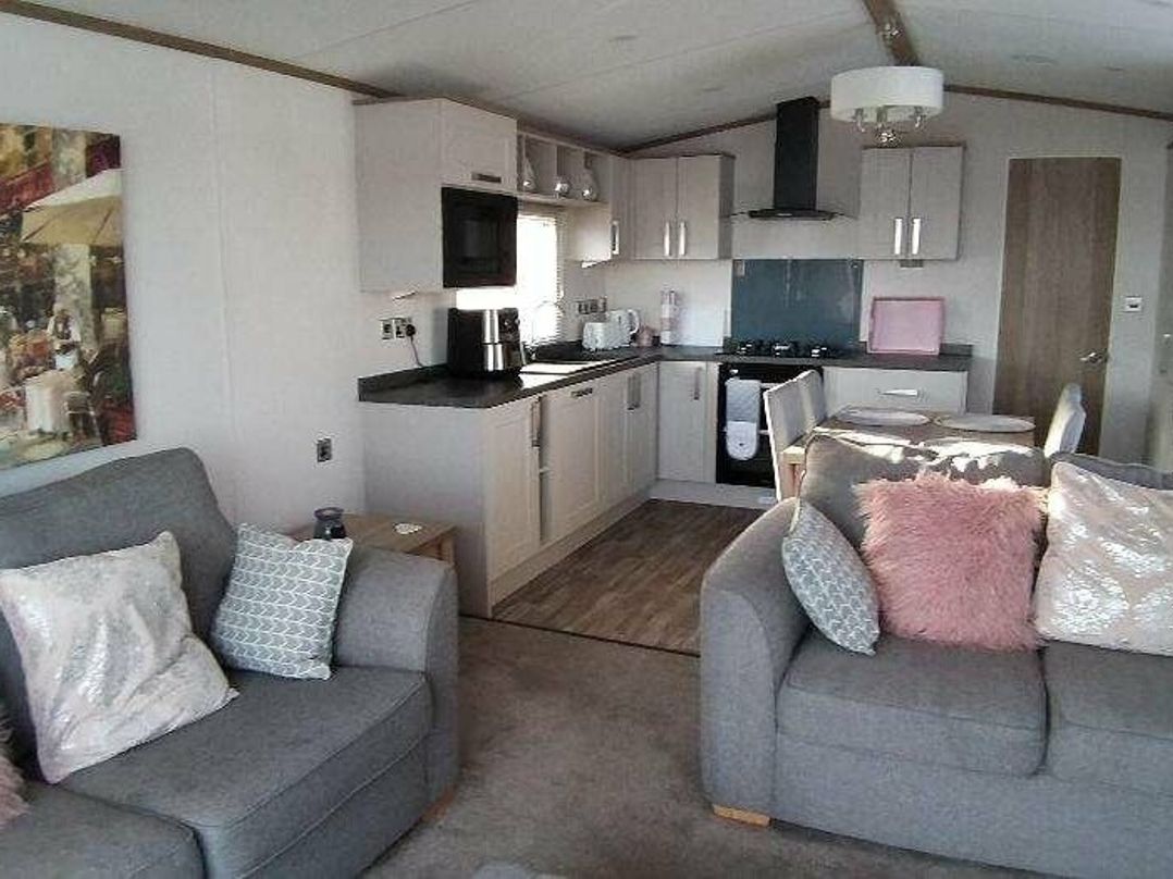 7 Lakes Country Park - Holiday Accommodation 16527