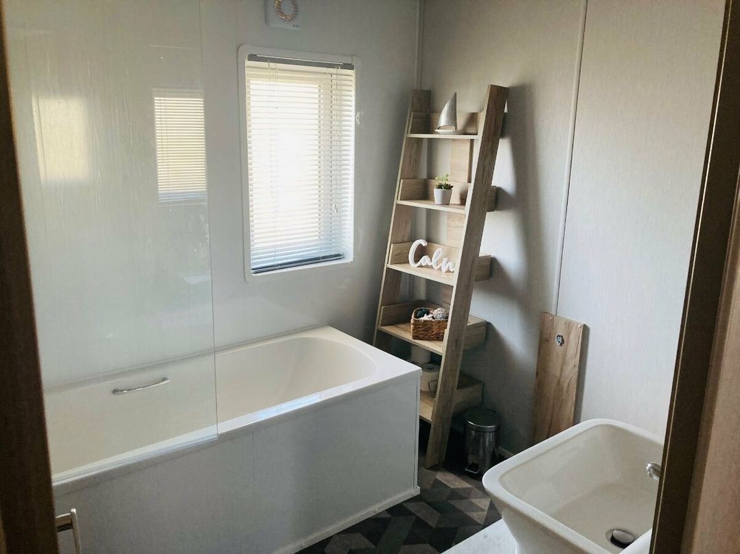 Pendine Sands - Holiday Accommodation 16559