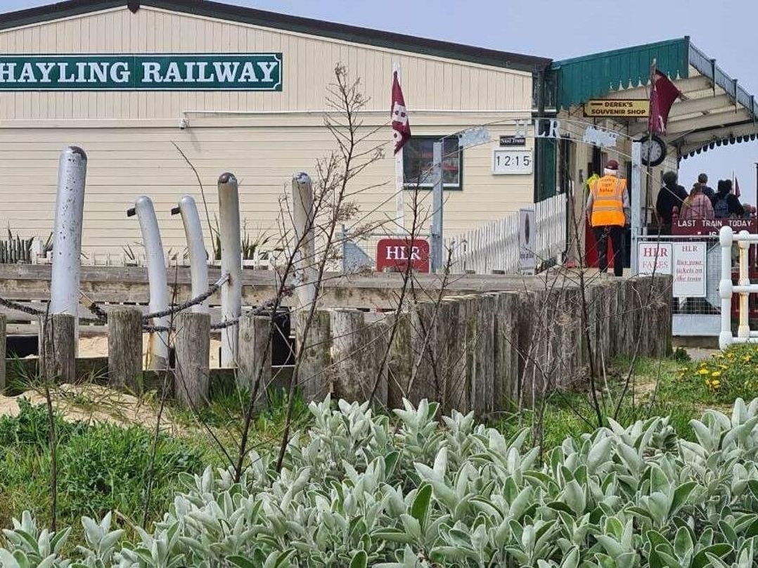 Hayling Island Holiday Park - Meadow Bay Villages - Holiday Accommodation 16626