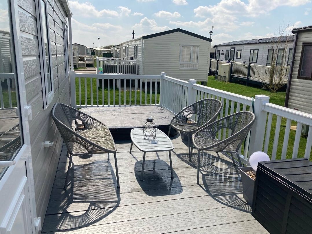 Tattershall Lakes Country Park - Holiday Accommodation 16721