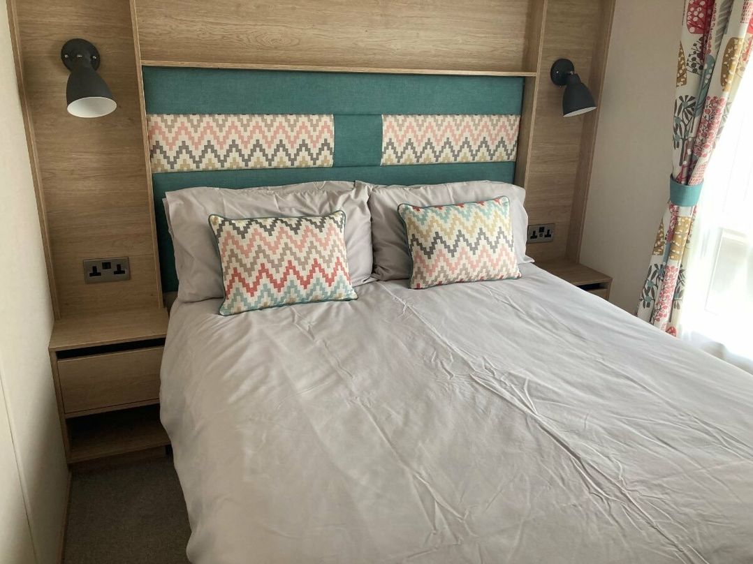 Tattershall Lakes Country Park - Holiday Accommodation 16721