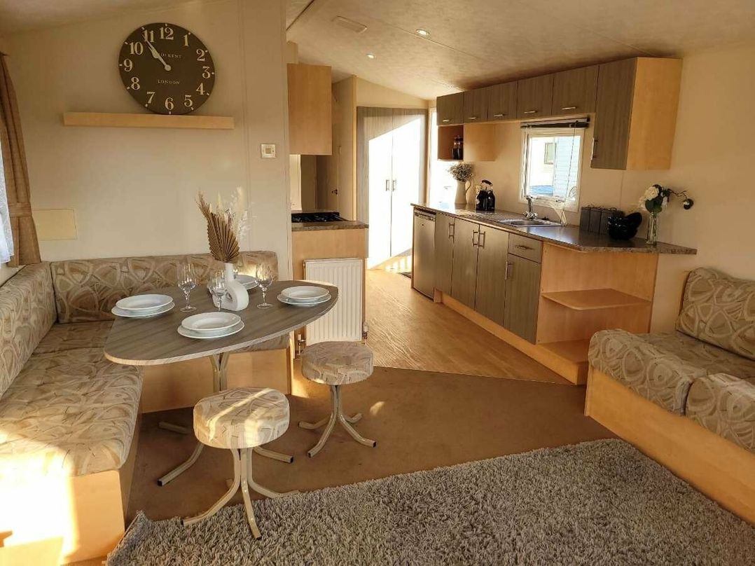 Golden Palm Resort - Holiday Accommodation 16723