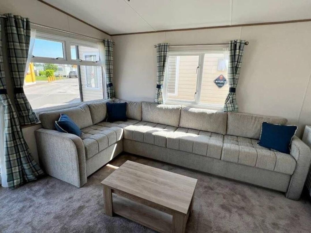 Golden Palm Resort - Holiday Accommodation 16744