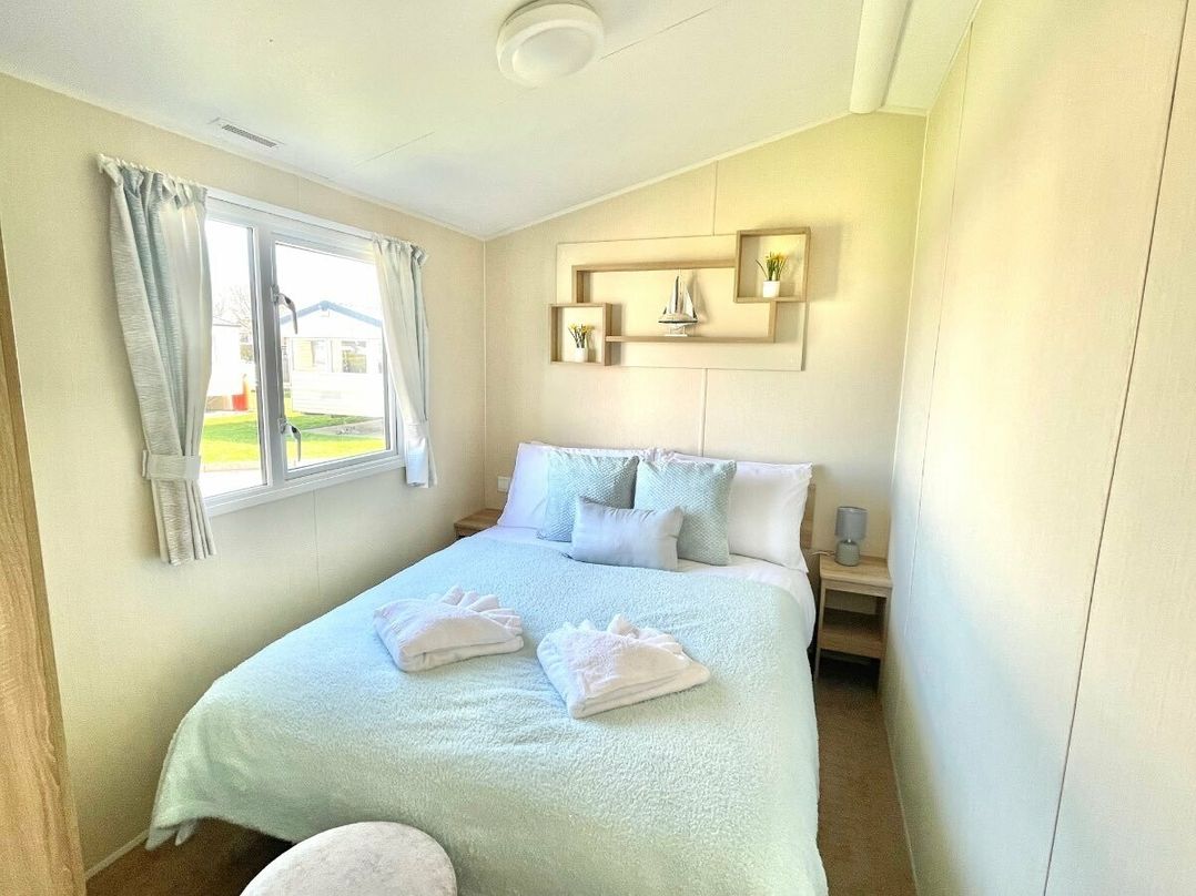 Trecco Bay - Holiday Accommodation 16779