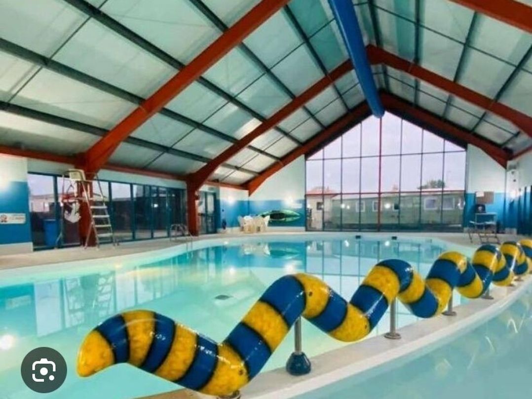 Hayling Island Holiday Park - Meadow Bay Villages - Holiday Accommodation 16780