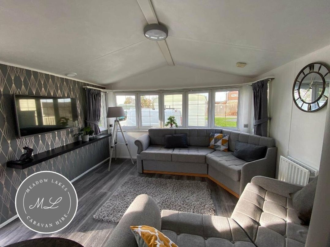 Golden Palm Resort - Holiday Accommodation 16850