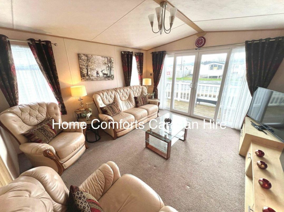 Golden Gate Holiday Centre - Holiday Accommodation 1692