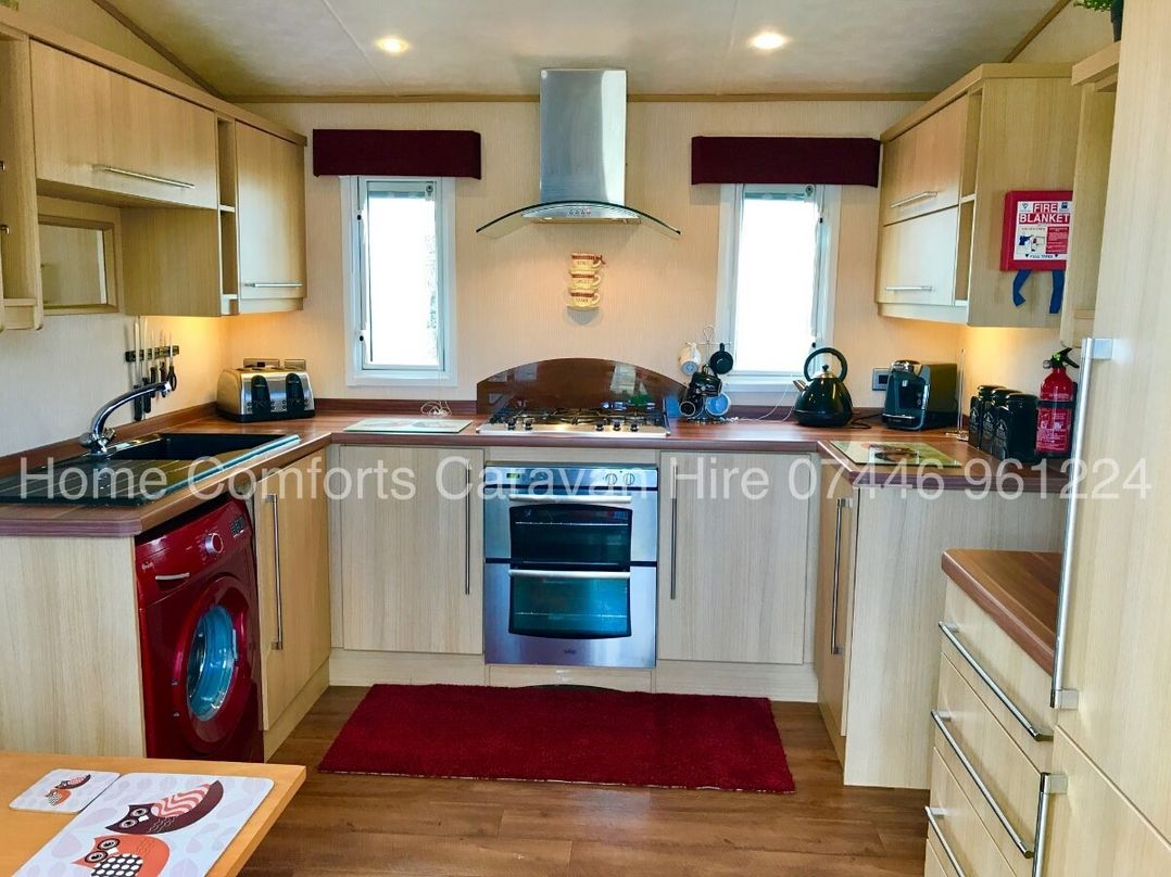 Golden Gate Holiday Centre - Holiday Accommodation 1692