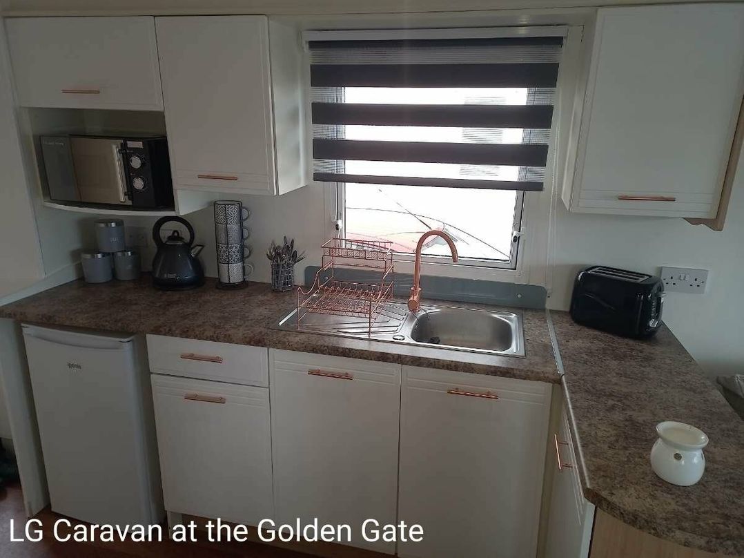 Golden Gate Holiday Centre - Holiday Accommodation 16978