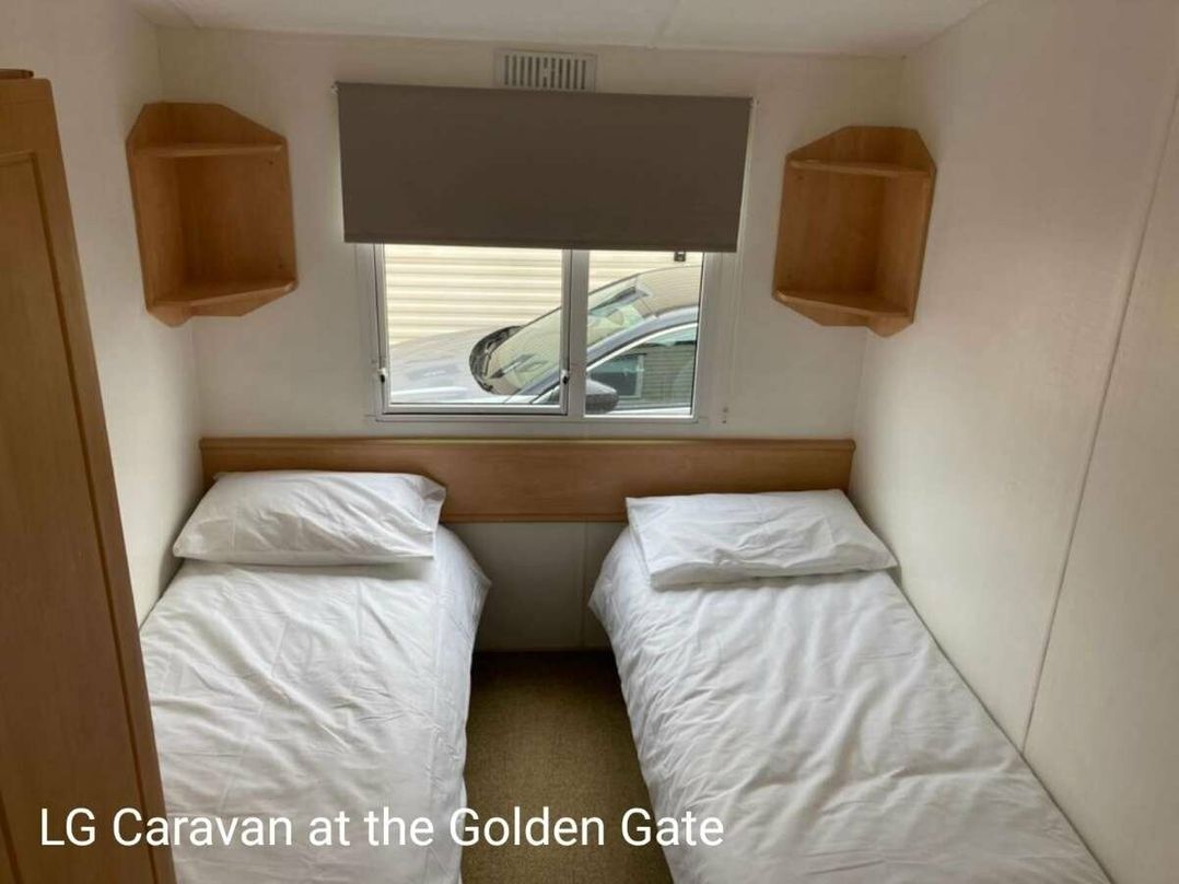 Golden Gate Holiday Centre - Holiday Accommodation 16978