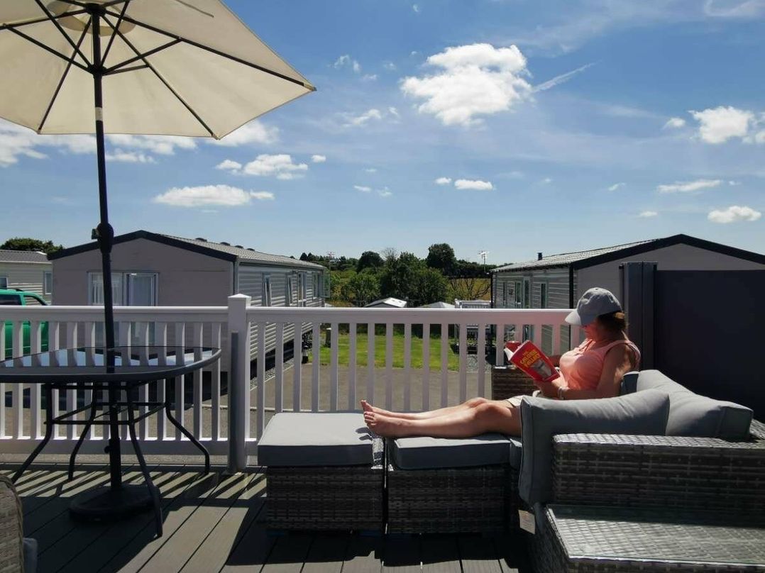 Moreton Farm Leisure Park - Holiday Accommodation 17003