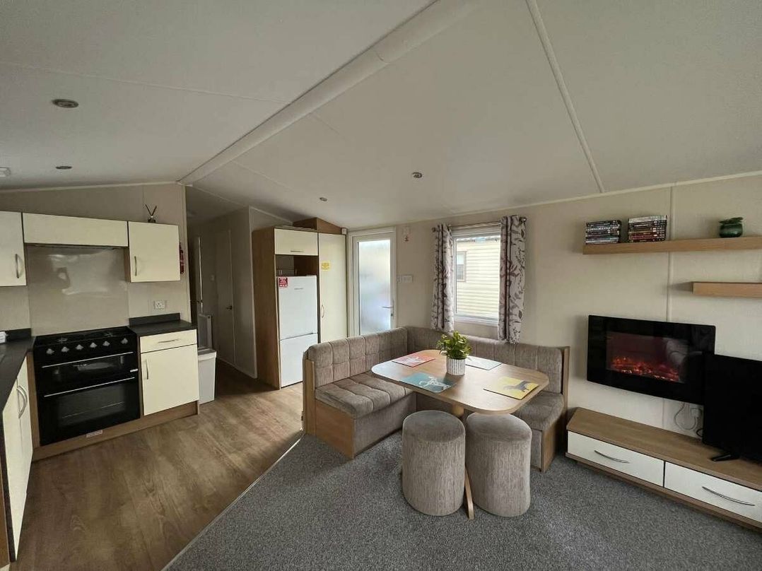 Rockley Park - Holiday Accommodation 17016