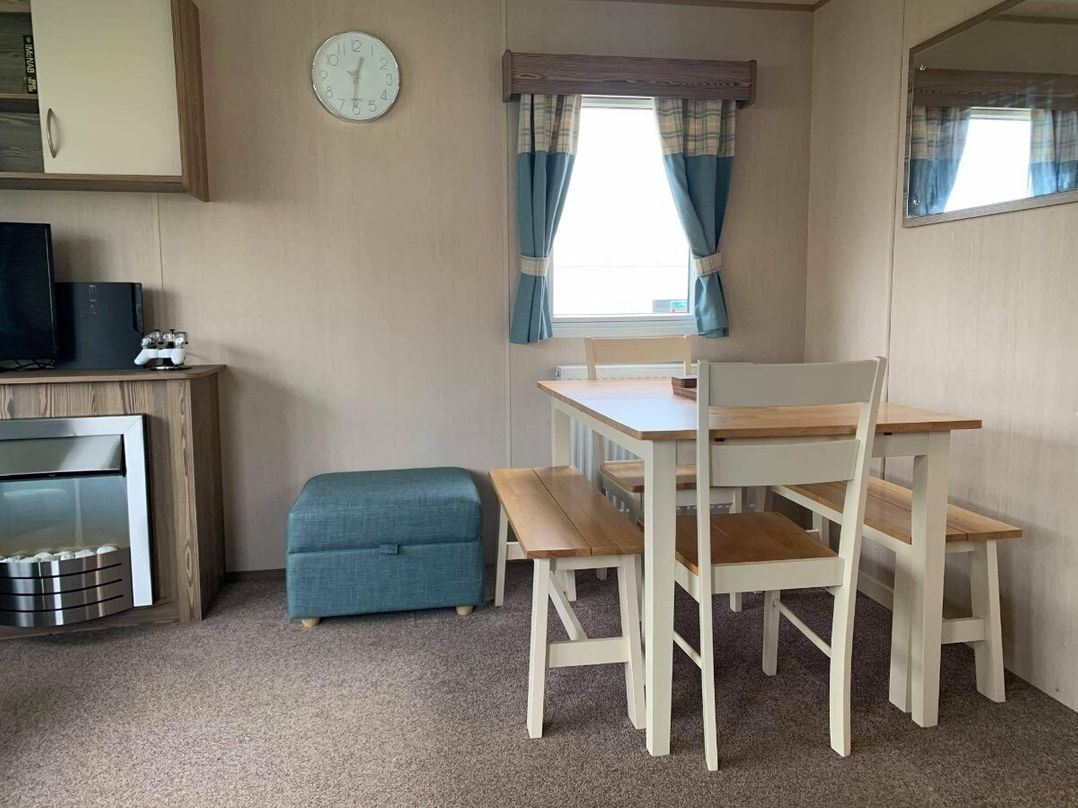 Devon Cliffs Holiday Park - Holiday Accommodation 17039