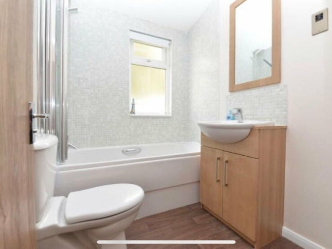 Hoburne Naish - Holiday Accommodation 17064