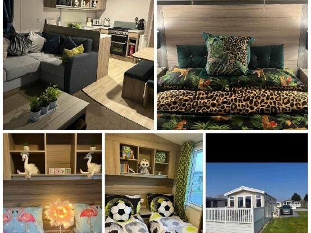 Flamingo Land Holiday Park - Holiday Accommodation 17081