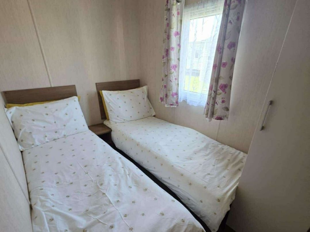 Seal Bay Resort - Holiday Accommodation 17095