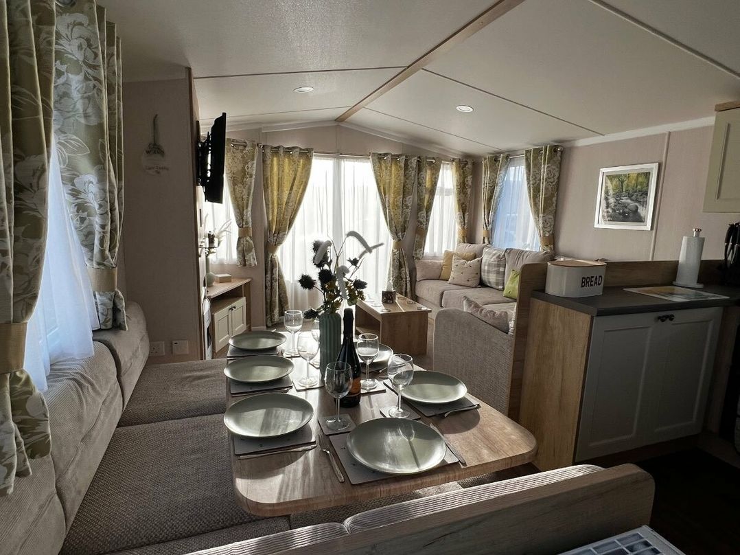 Unity Holiday Resort - Holiday Accommodation 17106