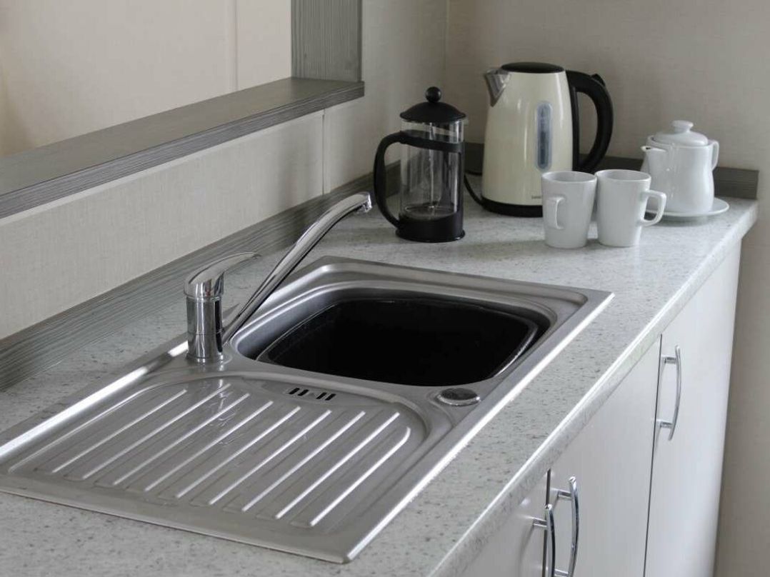 Hayling Island Holiday Park - Meadow Bay Villages - Holiday Accommodation 17153