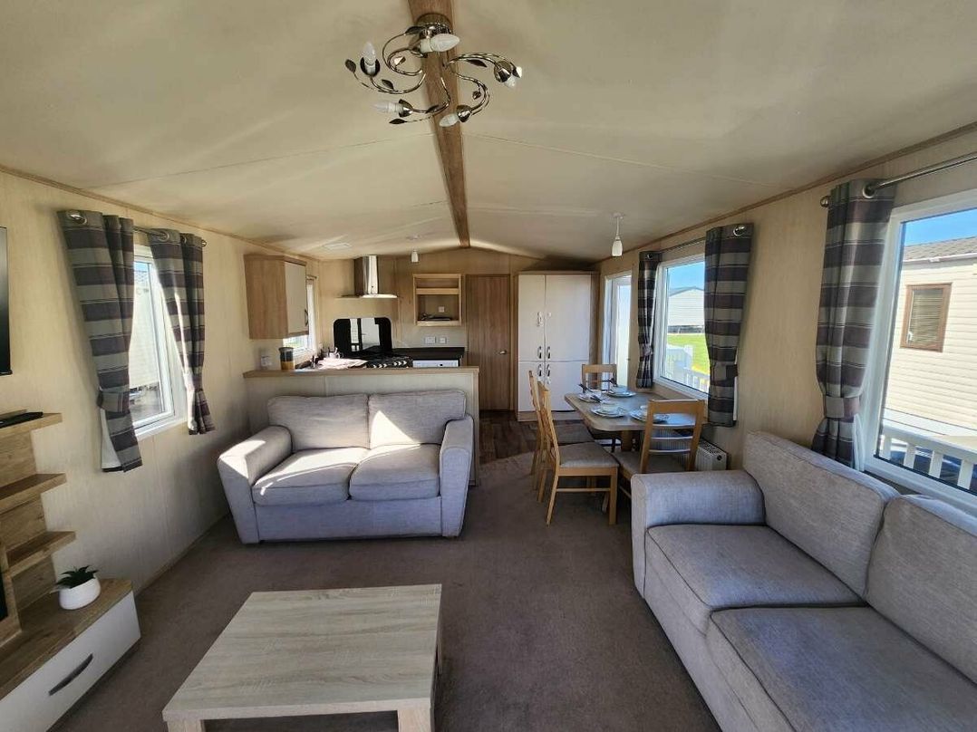 Golden Gate Holiday Centre - Holiday Accommodation 17277